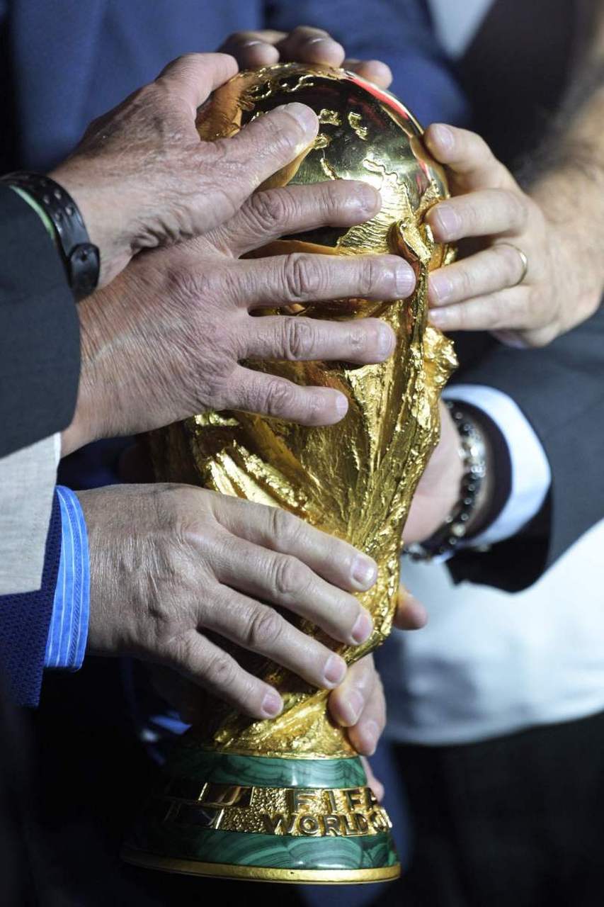 亚眠将对阵里昂，尼斯前锋斩获联赛金靴的简单介绍