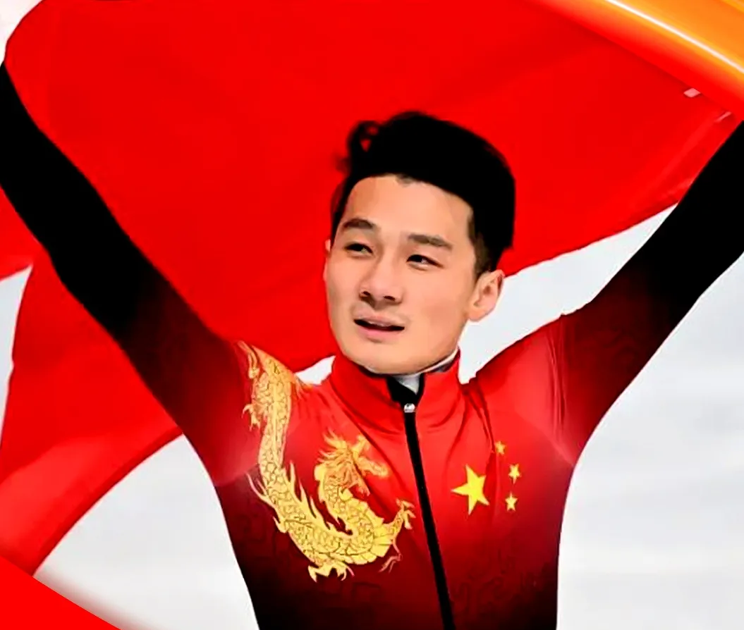 新科冠军崭露头角，体育榜样闪耀！的简单介绍