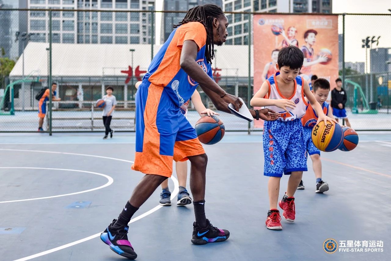 包含奥地利队实力坚韧，轻松掌控场上局势的词条