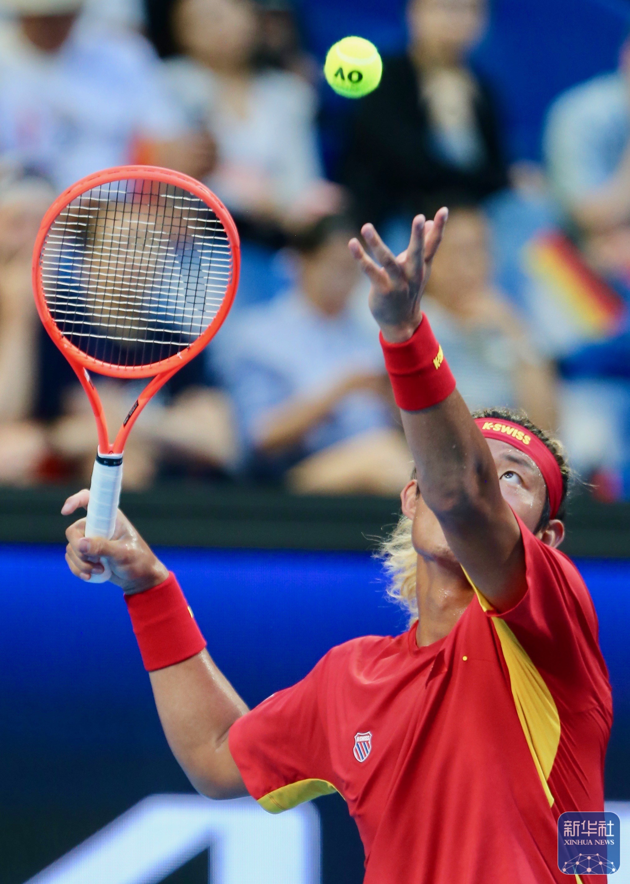 关于拉沃尔杯绝杀ATP总决赛，兹维列夫刷新纪录的信息