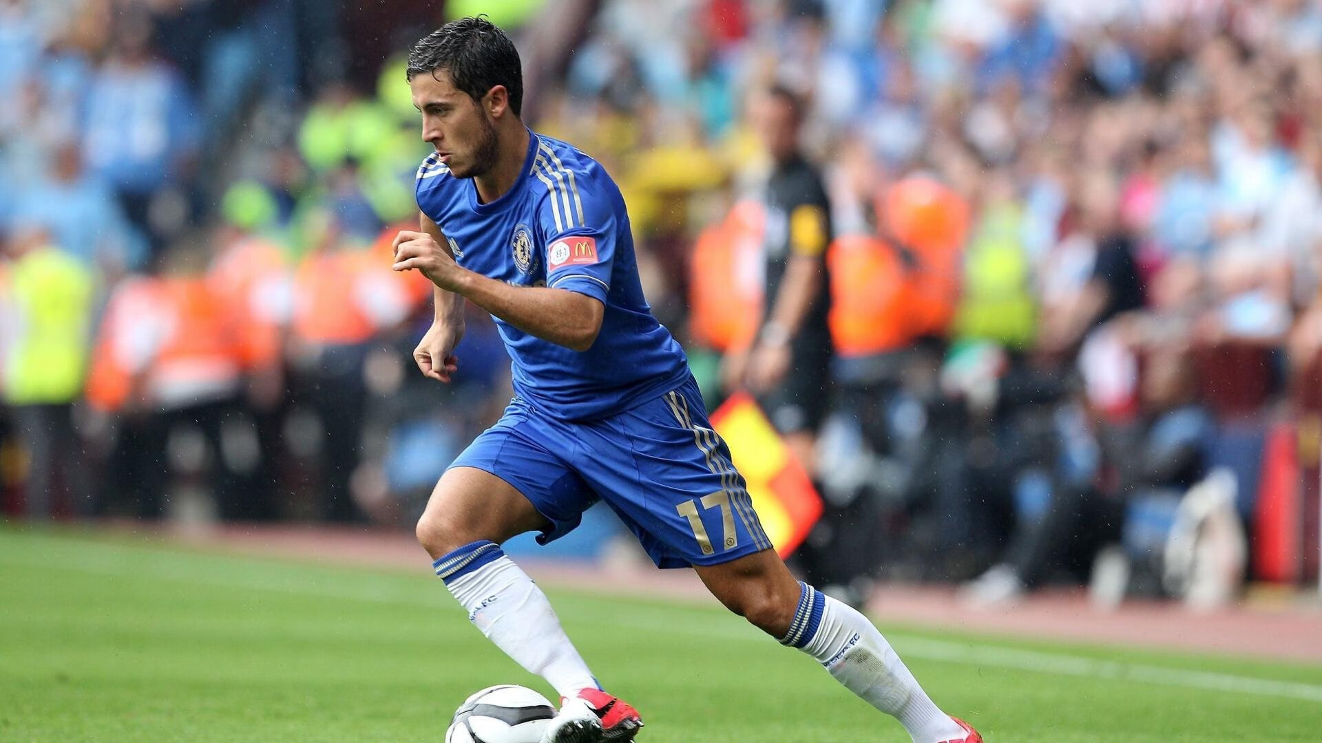 欧冠淘汰赛之夜，卢卡库如怒涛席卷，进攻端无人可挡的统治力