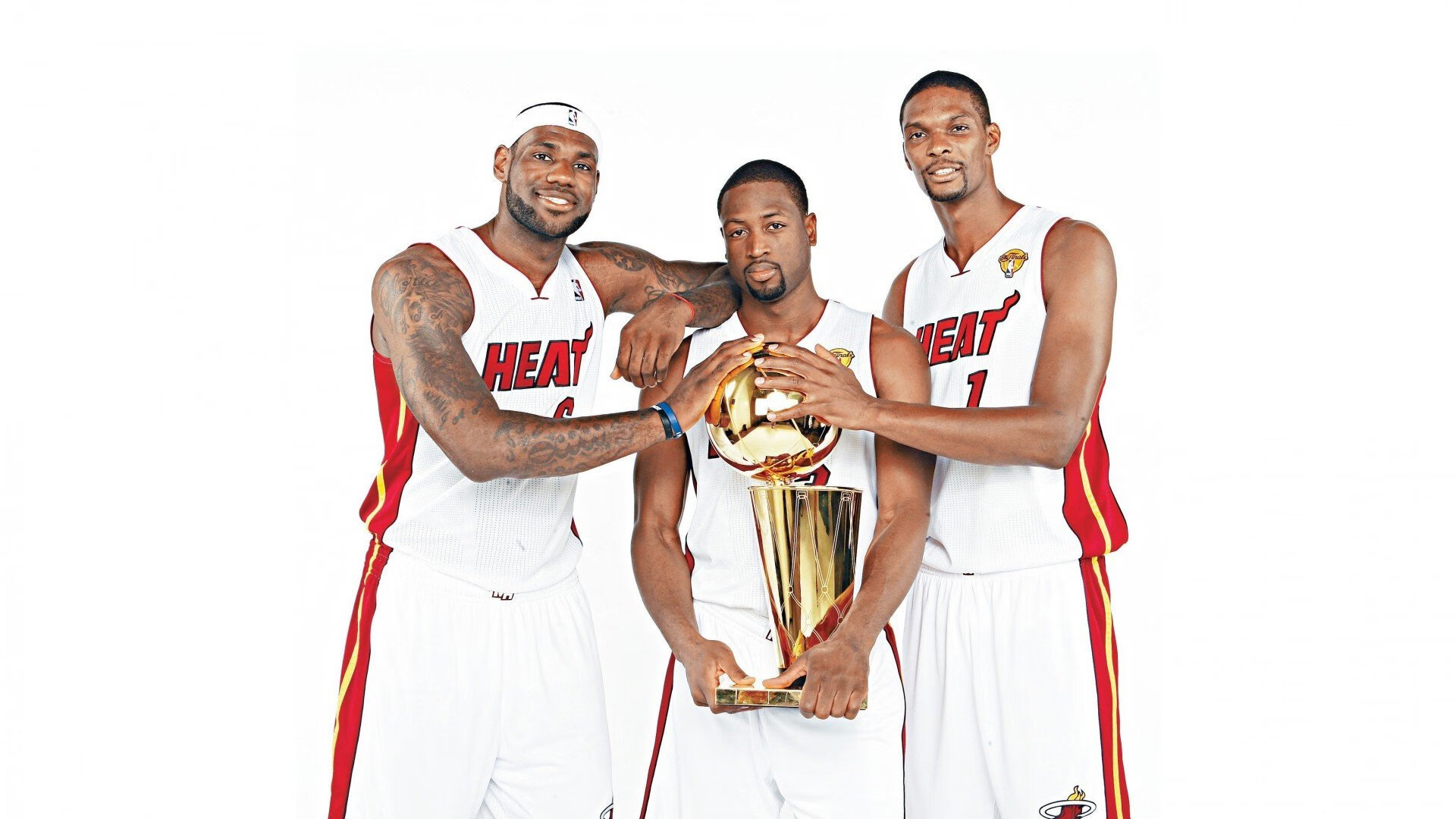 欧冠淘汰赛之夜，福登的防守艺术，如何用智慧锁死对手